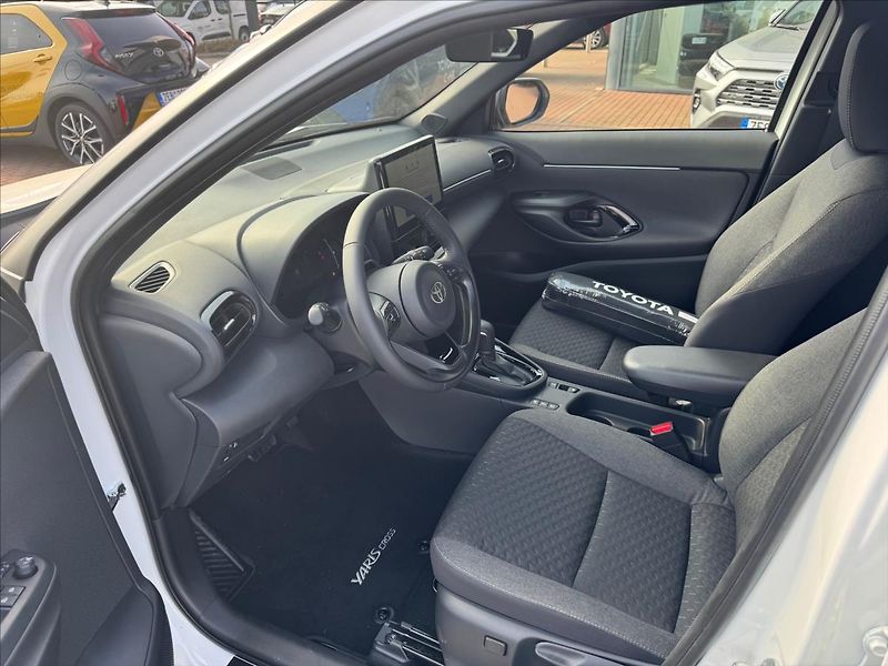 Toyota Yaris Cross (2025) 1,5 1.5l HEV Style - fotka 10 z 13