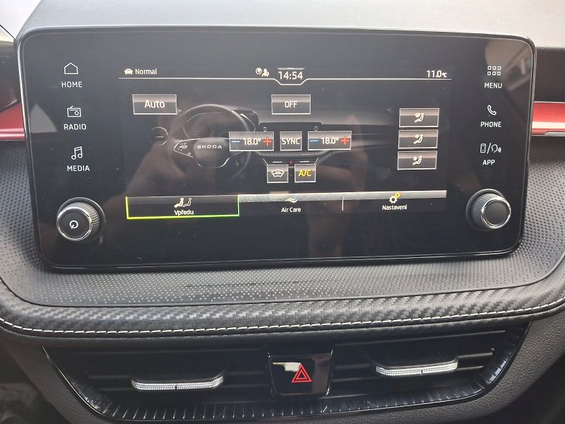 Škoda Fabia (2025) Monte Carlo DSG 1,0TSi 70kW - fotka 17 z 33