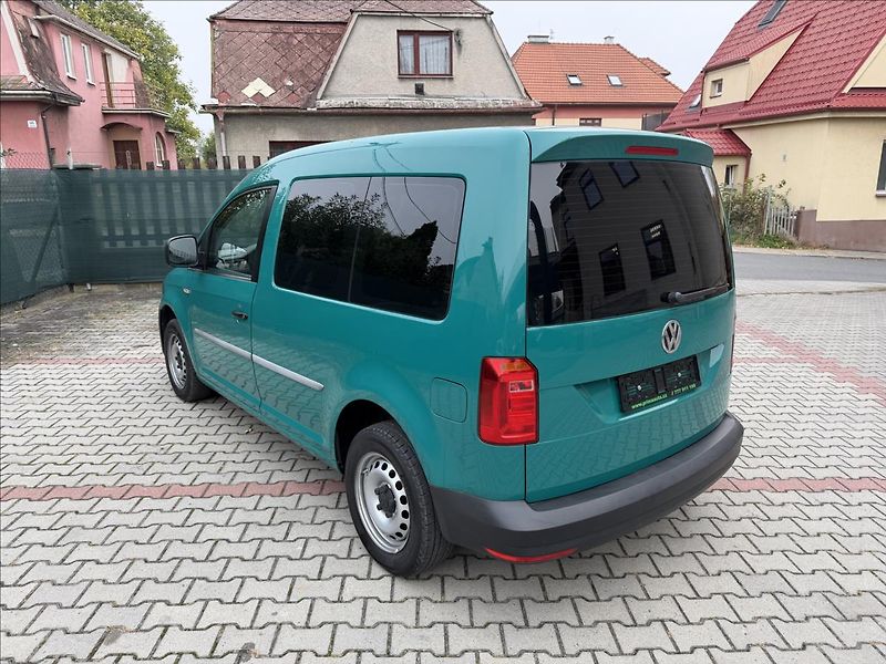 Volkswagen Caddy 2,0 TDI 5míst NAVIGACE - fotka 7 z 23
