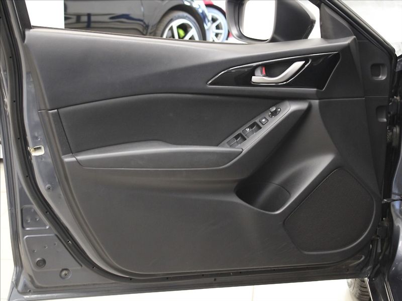 Mazda 3 2,0 G120 MT 1.majitel 168tkm. - fotka 13 z 17