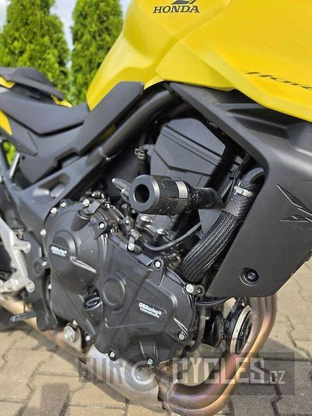 Honda CB 750 Hornet (2023) - fotka 7 z 19