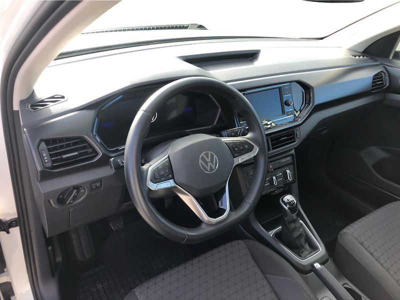 Volkswagen T-Cross 1,0 TSI - fotka 5 z 27