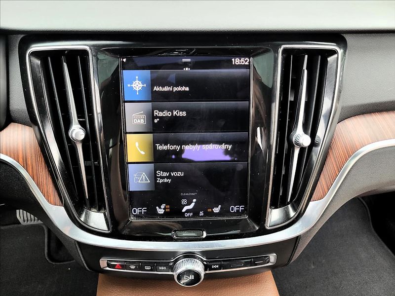 Volvo V60 2,0 T6 ,AWD,Inscription,kůže - fotka 25 z 50