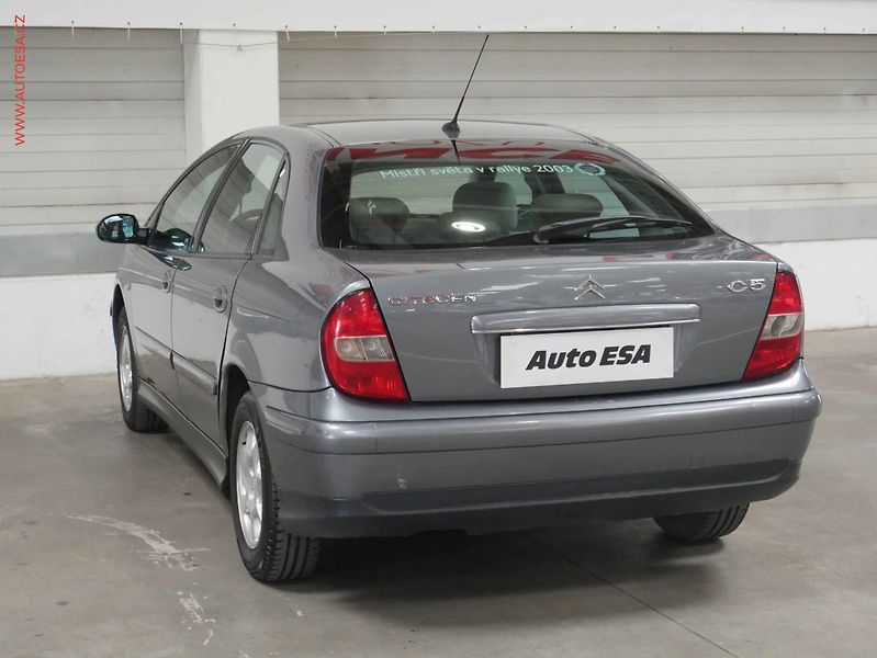 Citroën C5 (2004) 2.0 i, 2.maj,ČR, AAC - fotka 4 z 16
