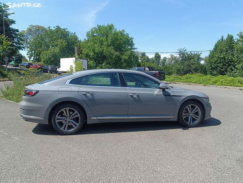 Volkswagen Arteon (2021) 2,0Tsi DSG R-line 140kW CZ - fotka 5 z 14