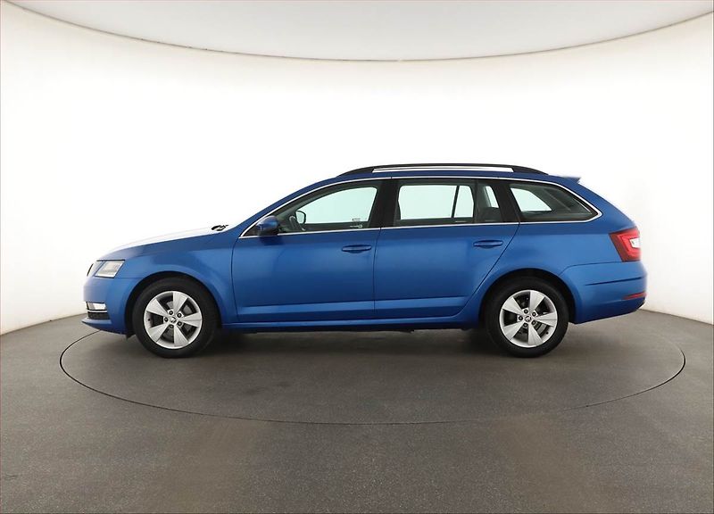 Škoda Octavia (2018) 1.6 TDI, Serv.kniha, Tempomat - fotka 3 z 13