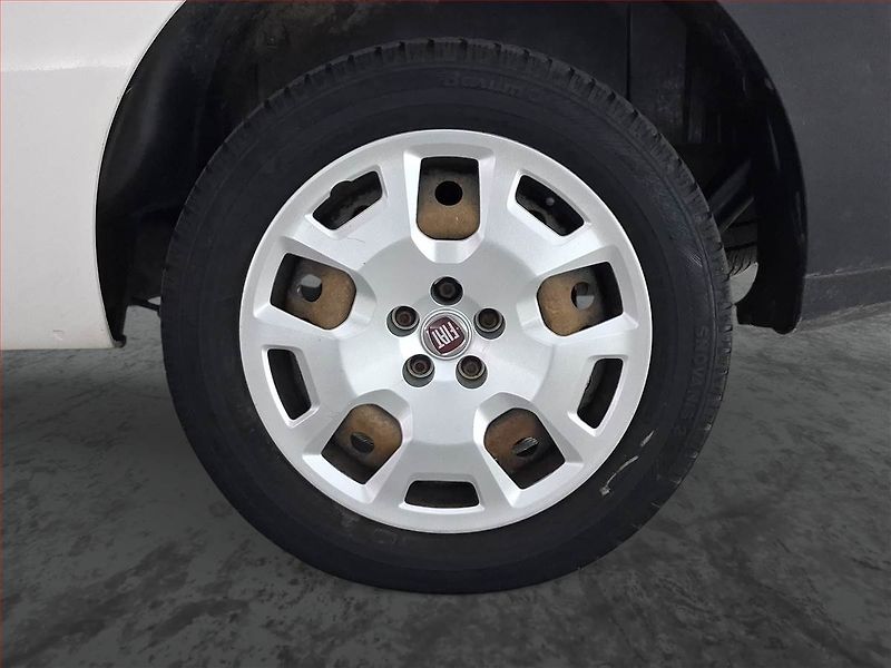 Fiat Dobló (2017) Maxi 1.6 MultiJet, 5Míst, ČR - fotka 14 z 17