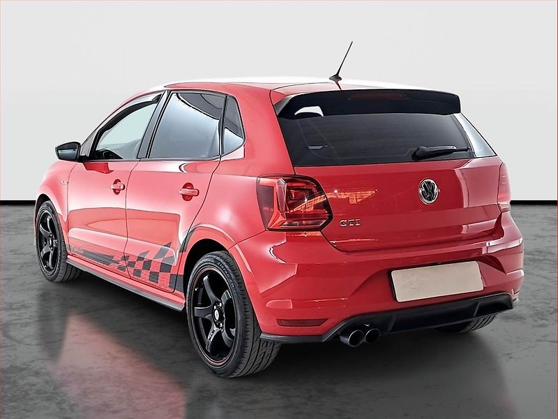Volkswagen Polo (2016) 1.8 GTI, Serv.kniha, Tempomat - fotka 4 z 19