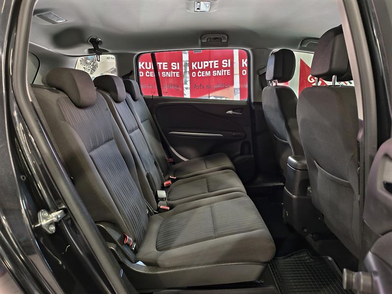 Opel Zafira TOURER 1.4 TURBO 103kW 7 MÍST  - fotka 11 z 23