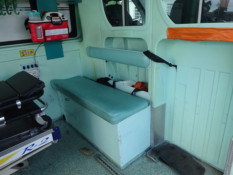Fiat Ducato 3.0JTD VYBAVENÝ SANITNÍ VŮZ - fotka 19 z 28