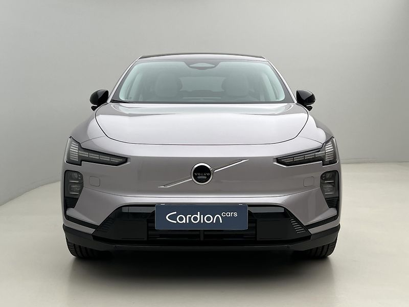Volvo EX60 (2026) P10 PURE ELECTRIC ULTRA TWIN - fotka 15 z 54