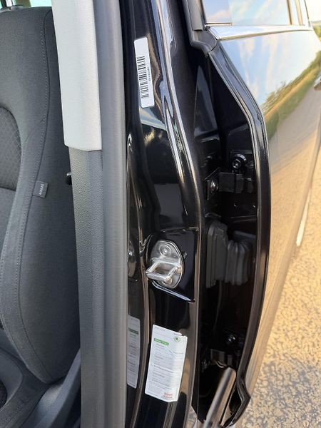 Škoda Superb (2014) 2,0TDI 125kW DSG ELEGANCE - fotka 21 z 81