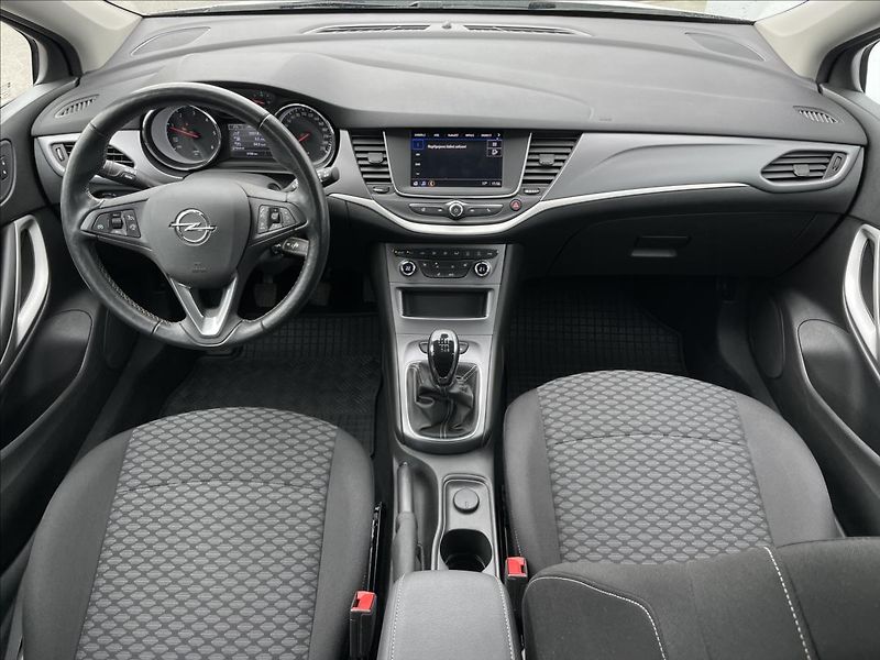 Opel Astra 1,5 CDTi Edition ST PDC+AC - fotka 6 z 23