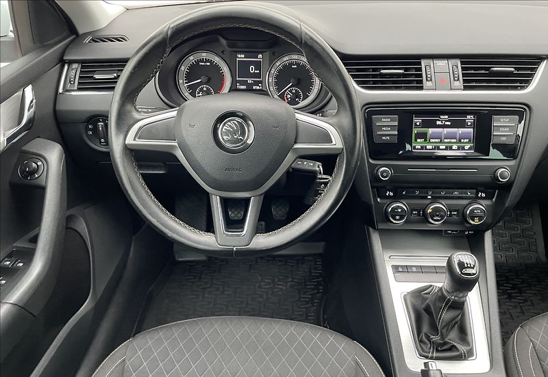Škoda Octavia 1,2 TSI Edition 81kw 113t.km s - fotka 13 z 23