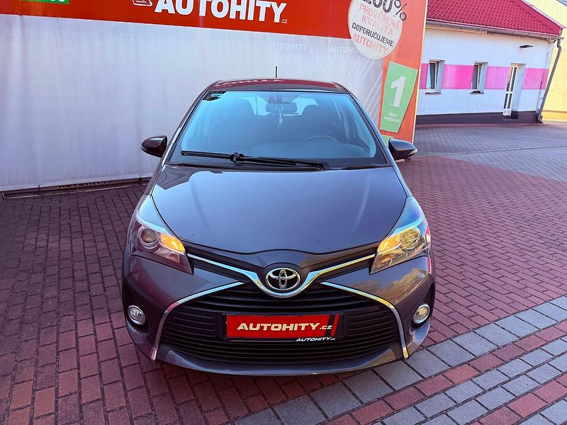 Toyota Yaris 1.33 Dual VVT-i Comfort - fotka 2 z 26