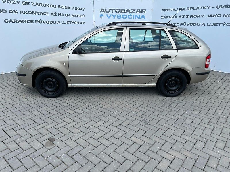 Škoda Fabia (2005) 1.2HTP 47kW combi - fotka 7 z 16