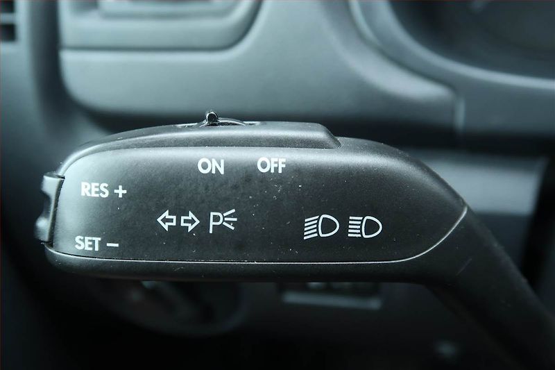 Škoda Fabia (2010) 1.2 TSI, Serv.kniha, Tempomat - fotka 16 z 16