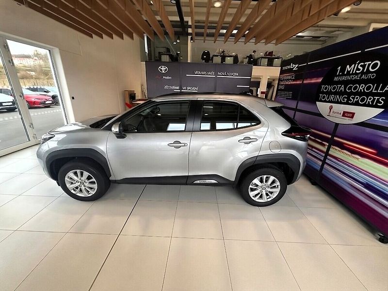 Toyota Yaris Cross 1,5 Comfort 130k - fotka 4 z 7