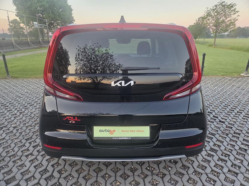 Kia e-Soul (2022) 64 kWh SoH 97,3%,Vision,DPH - fotka 7 z 41