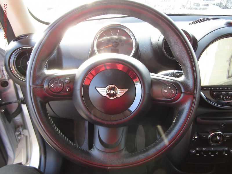 Mini Countryman (2014) 1.6D, 2.maj,ČR, AC, výhřev - fotka 18 z 20