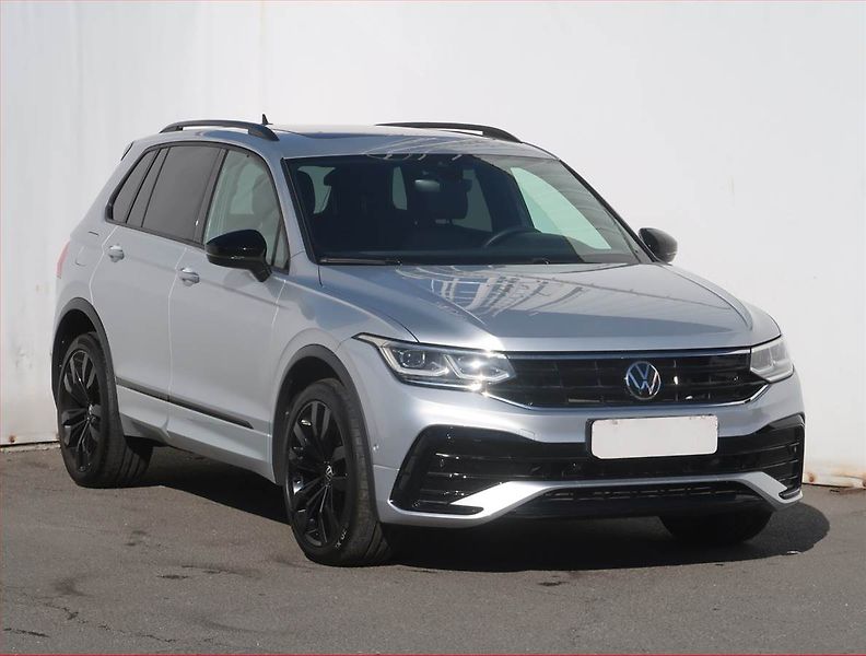 Volkswagen Tiguan (2022) R-Line 1.4 TSI eHybrid - fotografie inzerátu