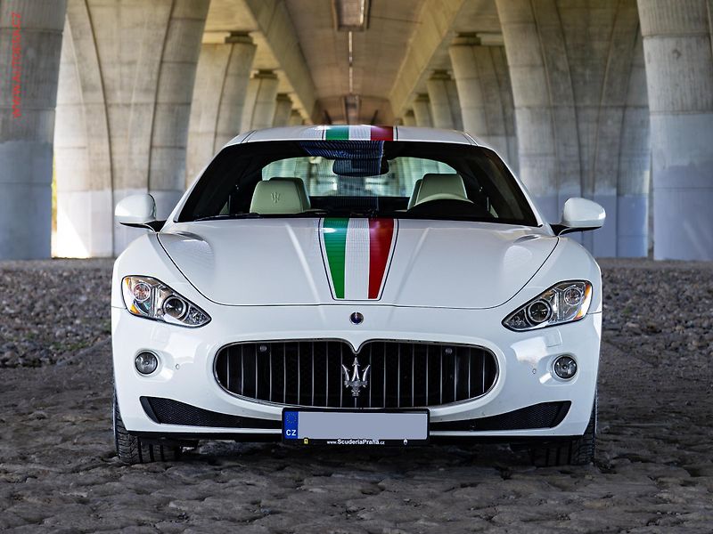 Maserati GranTurismo (2010) 4.7 V8 S Automatic, ČR - fotka 4 z 22