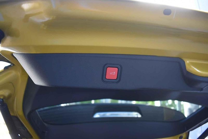 Menší hrboly Jeep Avenger přejíždí s grácií