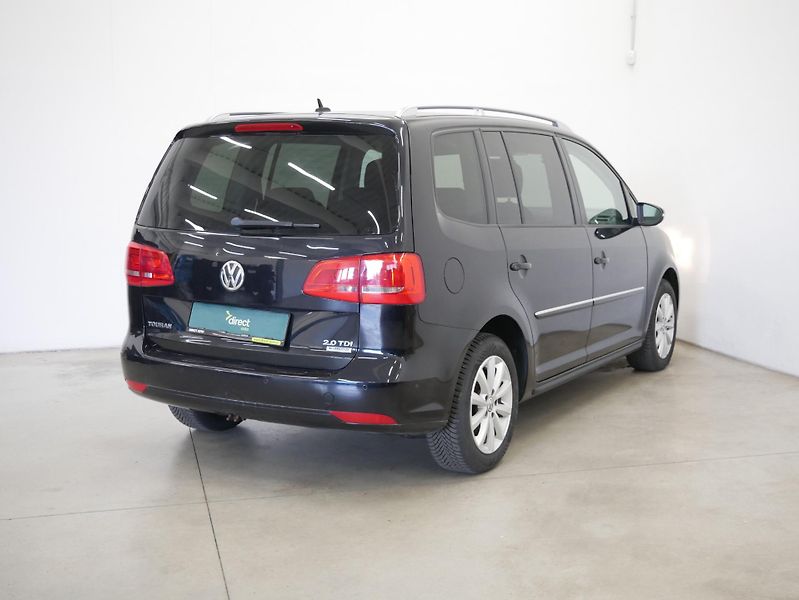 Volkswagen Touran - fotka 2 z 6