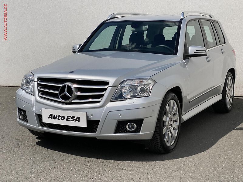 Mercedes-Benz GLK (2009) 3.0 CDi 4Matic, ČR, AT - fotka 3 z 20