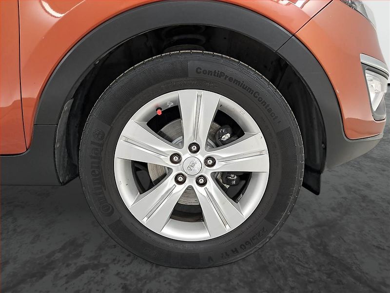 Kia Sportage (2013) 1.7 CRDi, nová STK, dobrý stav - fotka 15 z 22