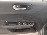 Volkswagen Golf Plus (2010) 1,6TDI,77KW,AUT.KLIMA,ALU KOLA - náhled 18