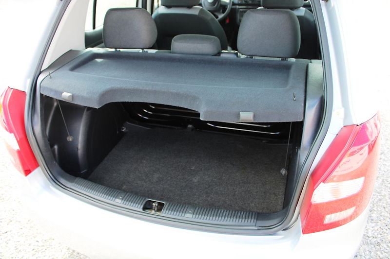 Škoda Fabia (2010) REZERVACE - fotka 11 z 15
