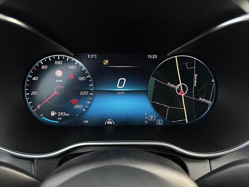 Mercedes-Benz Třídy C 180 AMG,Aut. multibeam - fotka 19 z 31