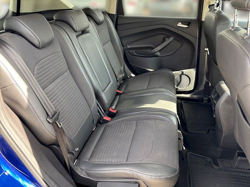 Ford Kuga (2017) Titanium 2.0 TDCi AWD - fotka 11 z 27