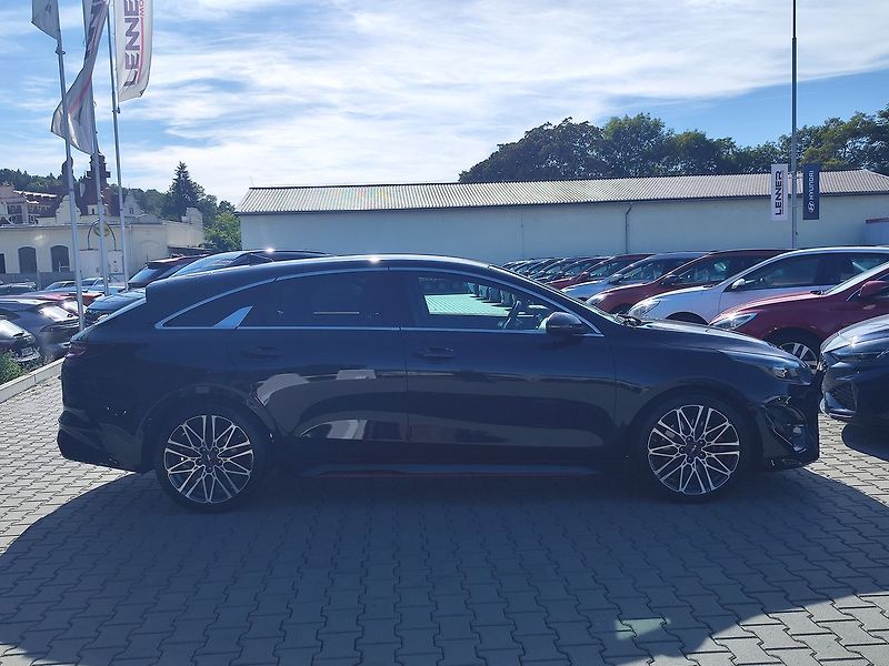 Kia Pro_Ceed 1.6 T-GDI/150kW GT DCT - fotka 4 z 38