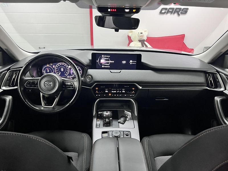 Mazda CX-60 2.5 e-Skyactiv PHEV 241 kW 4x4 - fotka 19 z 41