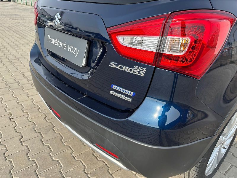 Suzuki SX4 S-Cross 1,4 BoosterJet Premium AllGrip - fotka 28 z 28