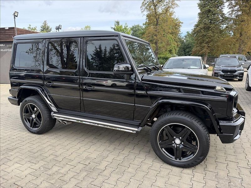 Mercedes-Benz Třídy G G 500 AMG - fotka 4 z 24