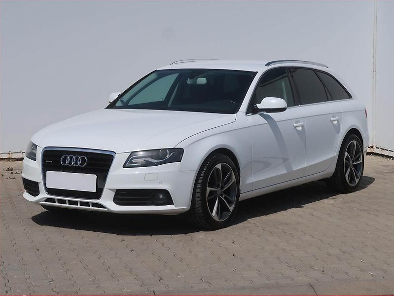 Audi A4 (2011) 3.0 TDI, 4X4, Automat - fotka 2 z 18