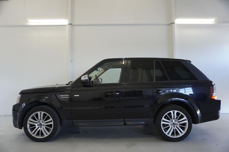 Land Rover Range Rover Sport 3,0D HSE AUTOMAT - fotka 2 z 36