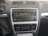 Škoda Octavia (2010) 1.6 TDI, po STK, Tažné - náhled 12