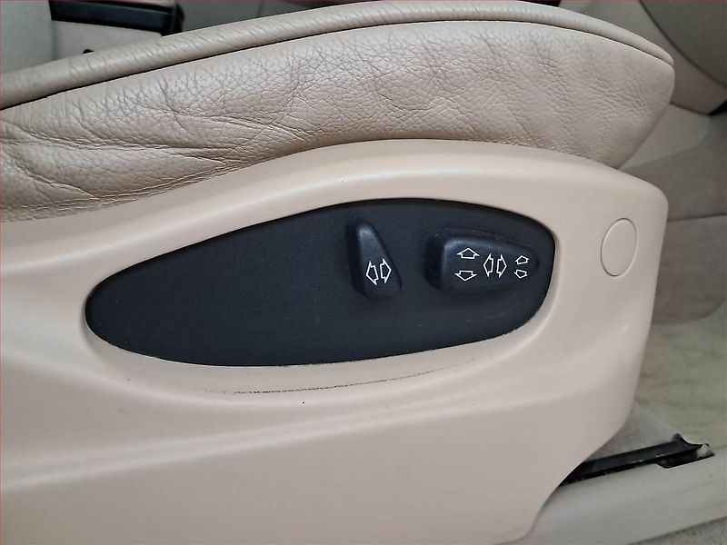 BMW X5 (2006) 3.0d, 4X4, Automat, Xenony - fotka 16 z 21