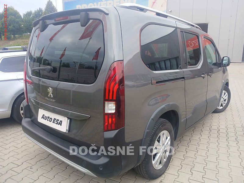 Peugeot Rifter (2021) 1.5HDi, 1.maj,ČR - fotka 2 z 3