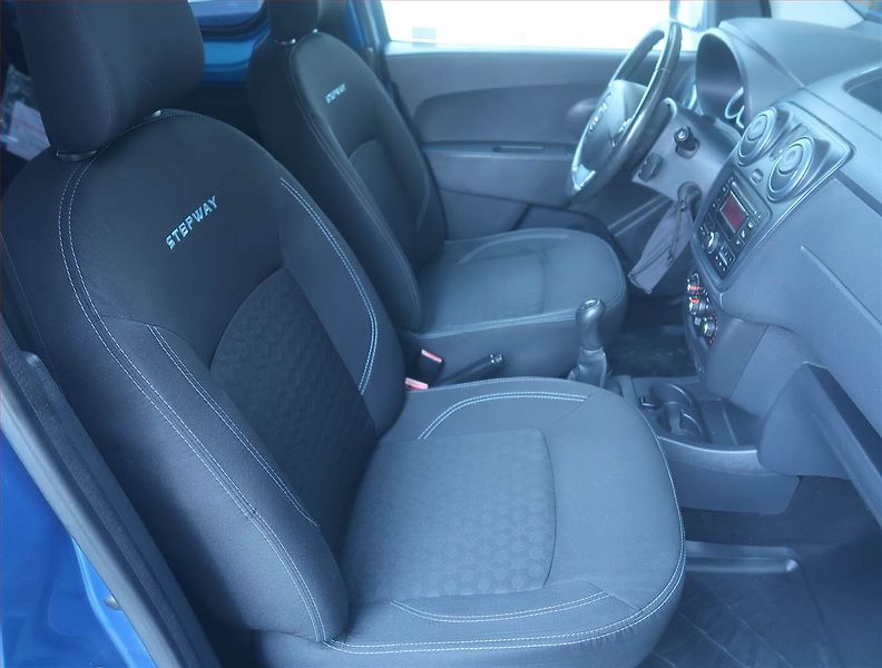 Dacia Dokker (2016) Stepway 1.5 dCi, 5Míst, SR - fotka 9 z 14