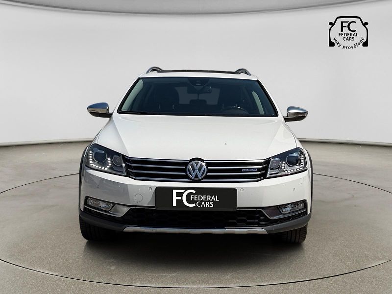 Volkswagen Passat Alltrack 2.0 Tsi - fotka 8 z 36