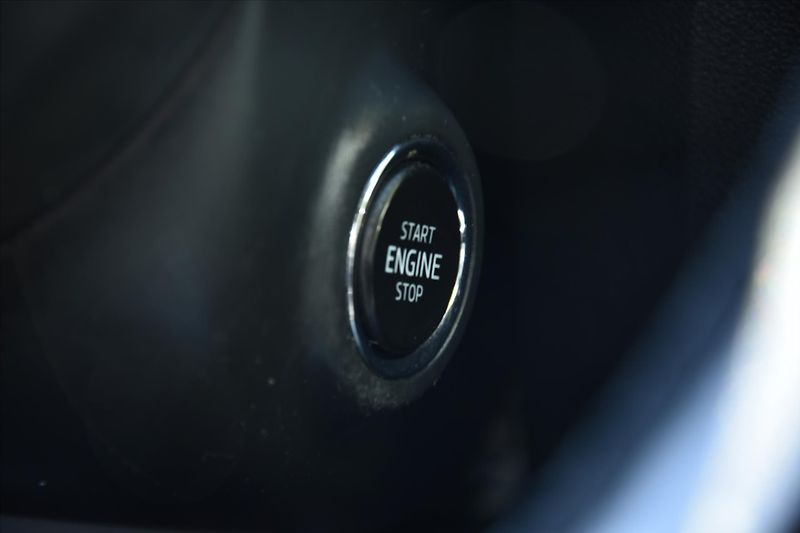 Škoda Octavia 1.8 TSI 132kW DSG STYLE LED ČR - fotka 15 z 23