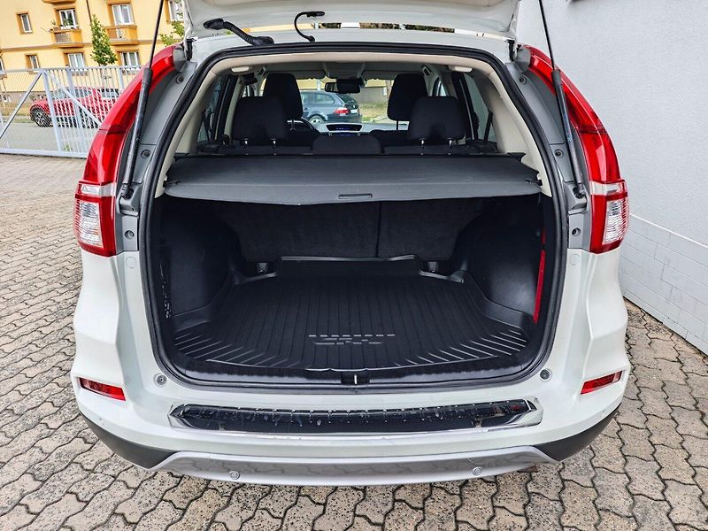 Honda CR-V (2016) 2.0 i-VTEC Elegance REZERVACE - fotka 6 z 41