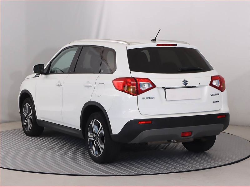 Suzuki Vitara (2016) 1.6 VVT, 4X4, Serv.kniha - fotka 4 z 18