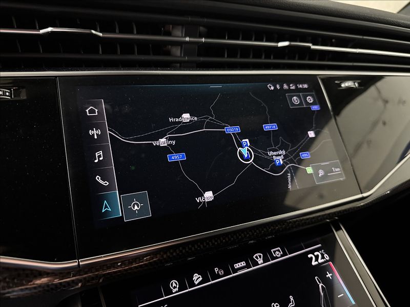 Audi Q8 3,0 TDi  Competition Plus LED - fotka 34 z 48