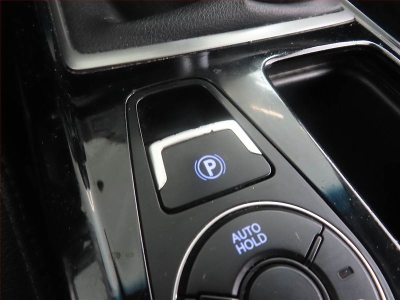 Hyundai i40 (2012) Premium 1.7 CRDi, ČR,1.maj - fotka 17 z 19